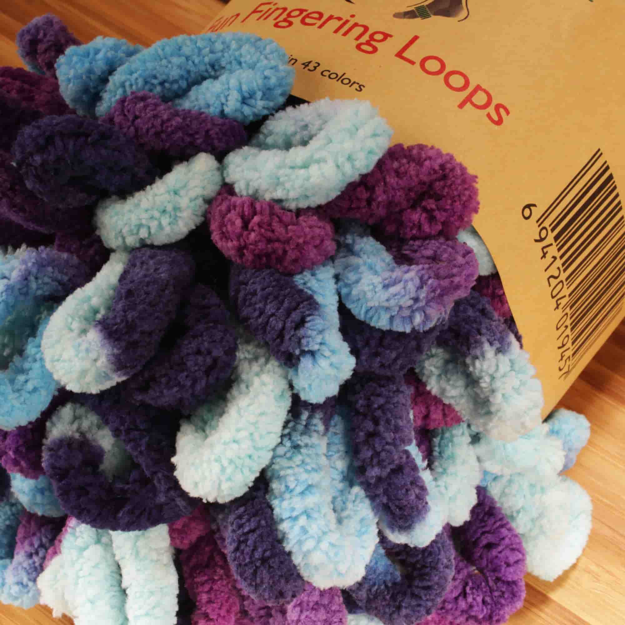 Fun Finger Loops Yarn: 2 Packs - Image 3